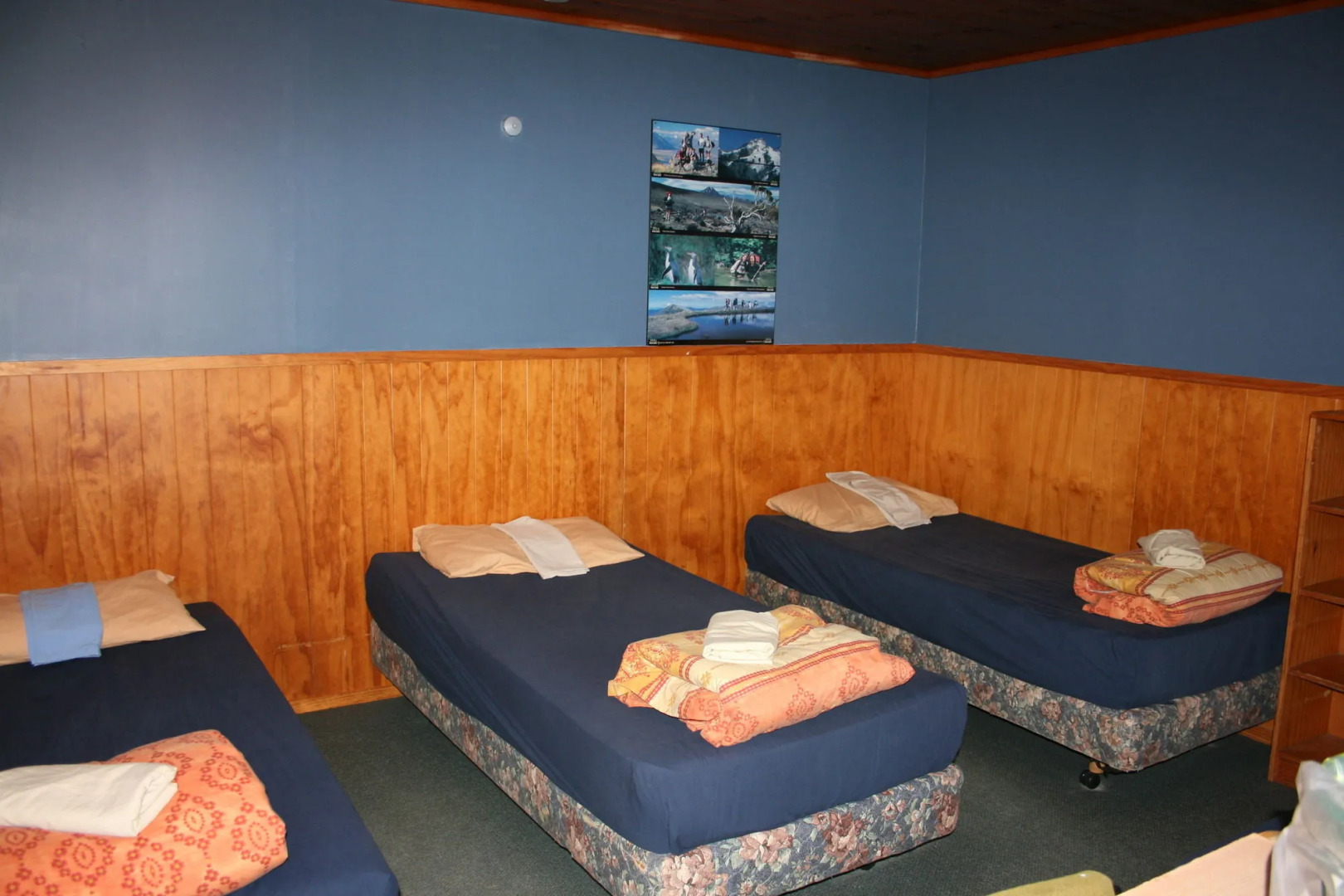 Smoke Lake Hot Springs Lodge and Camp