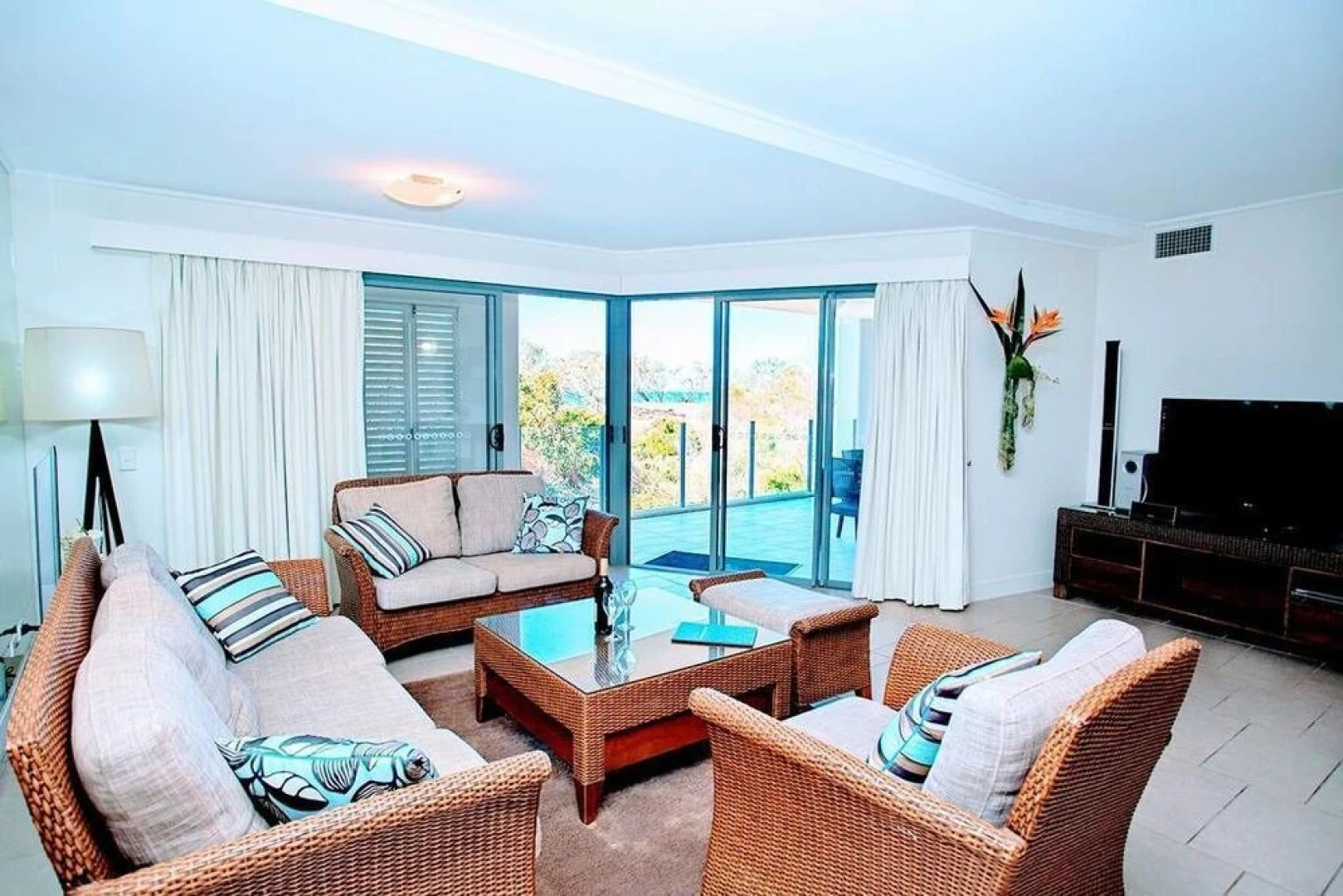 Apartment 409 Pavillions on 1770