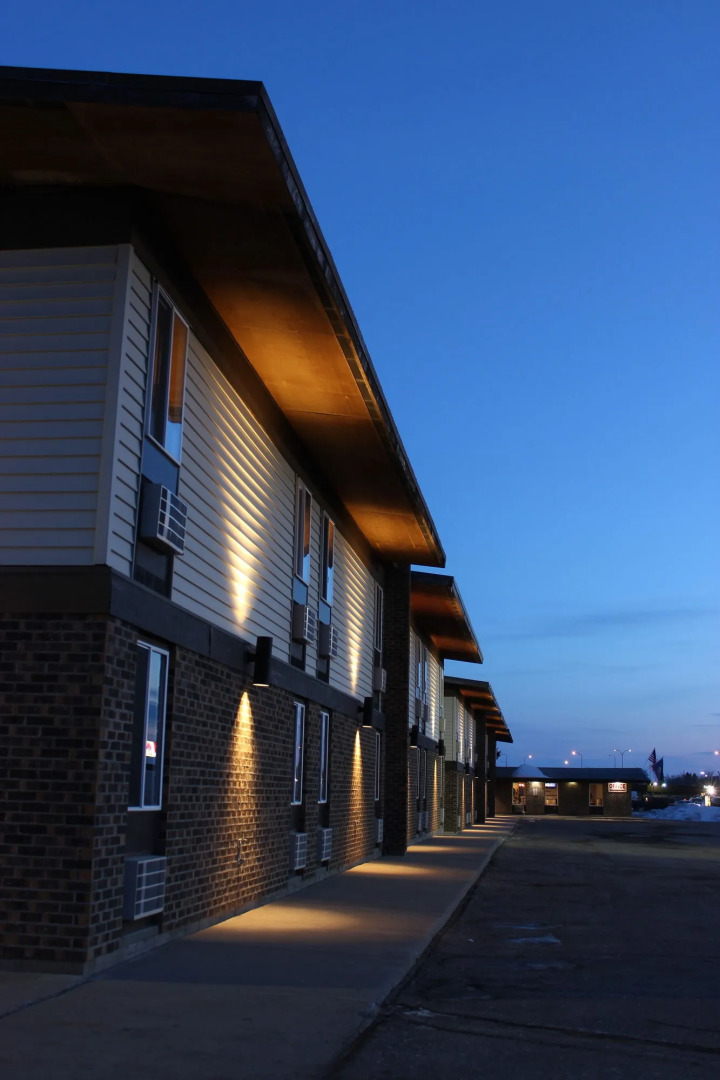 Sunlac Inn Devils Lake