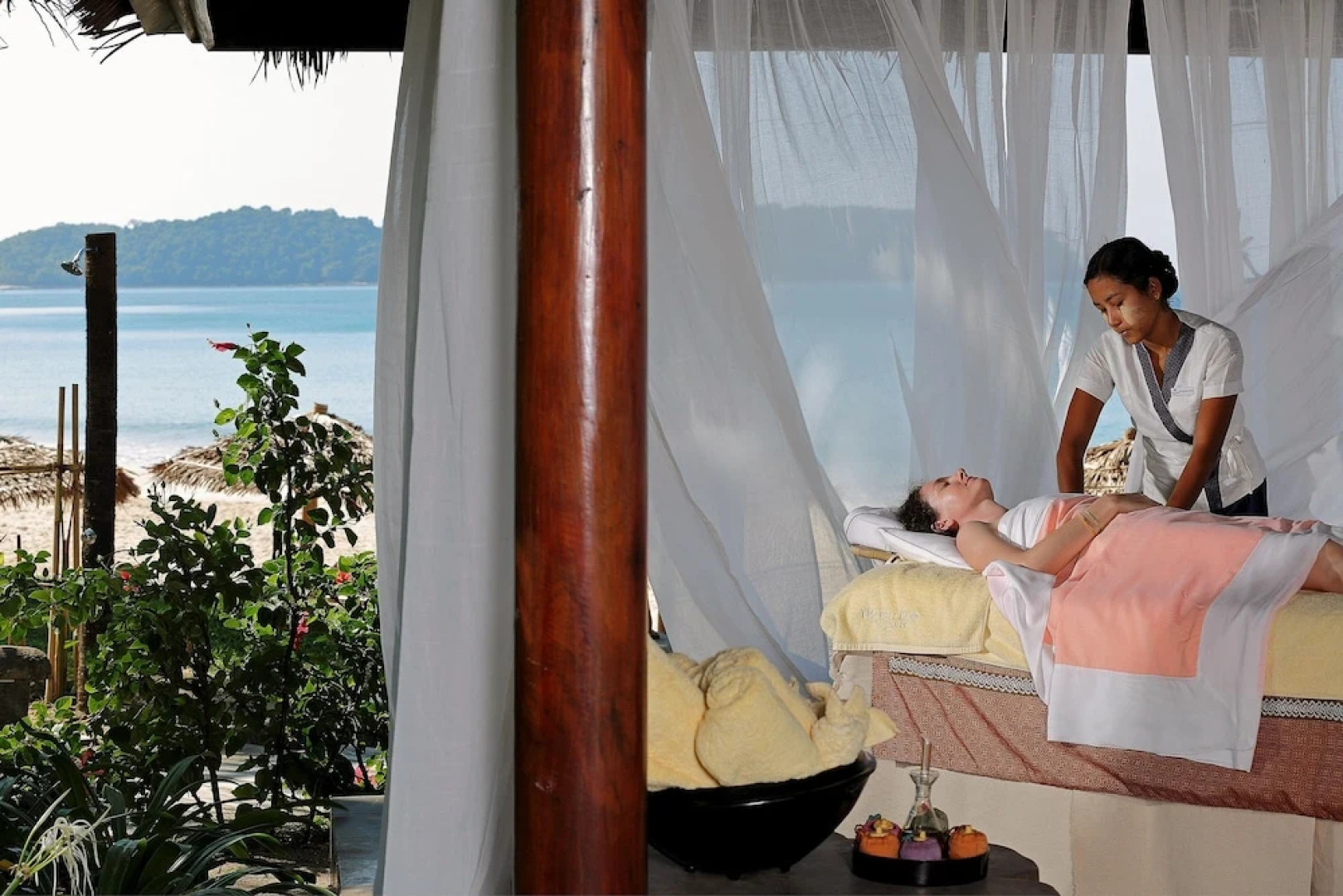 NgapaliI Bay Villas & Spa