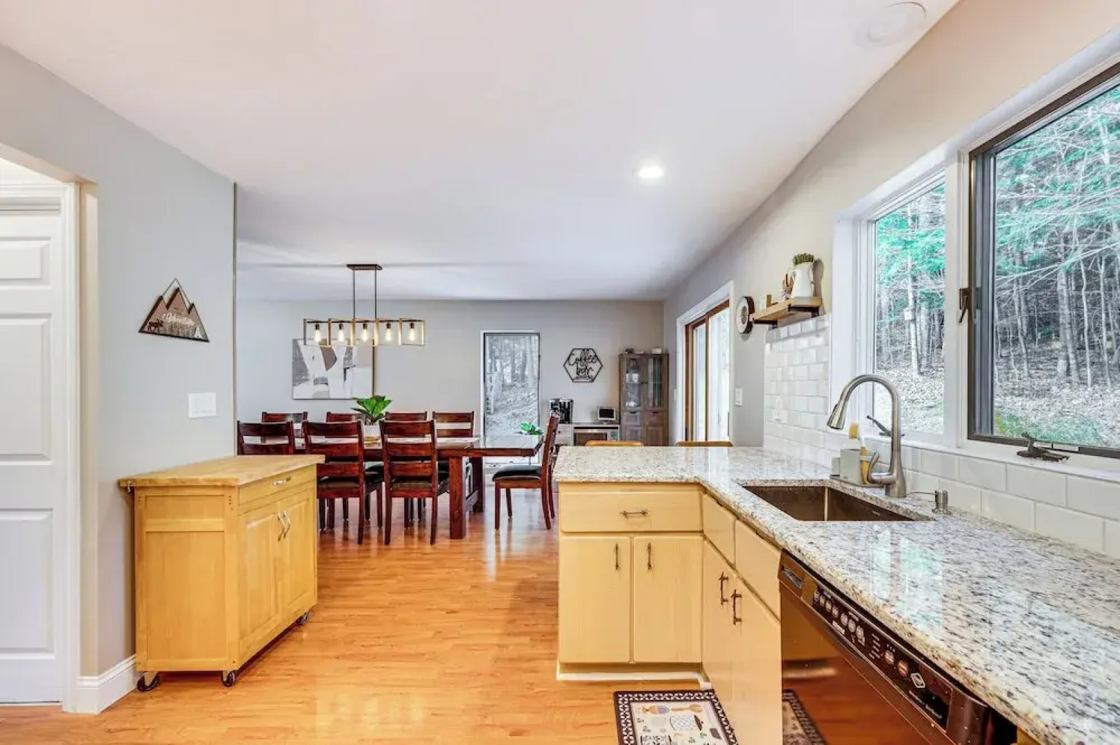 Campton Cabin Near White Mountain Nat'l Forest