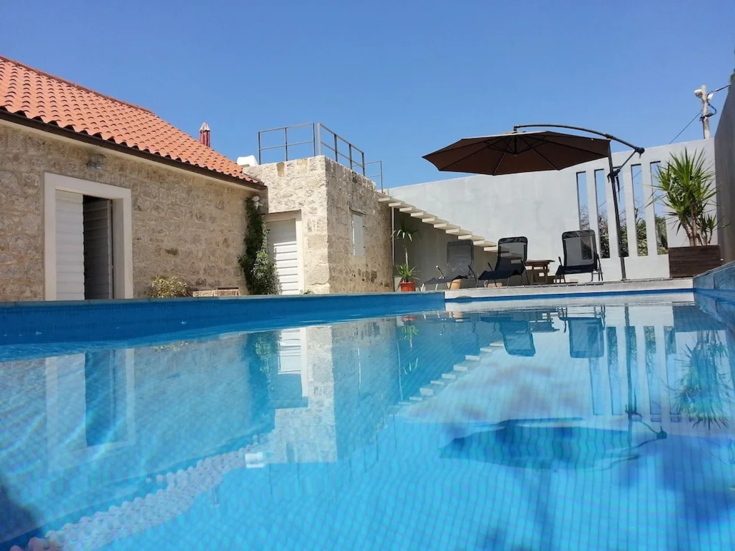 Stylish, Quiet and Beautiful Views Villa With a Pool