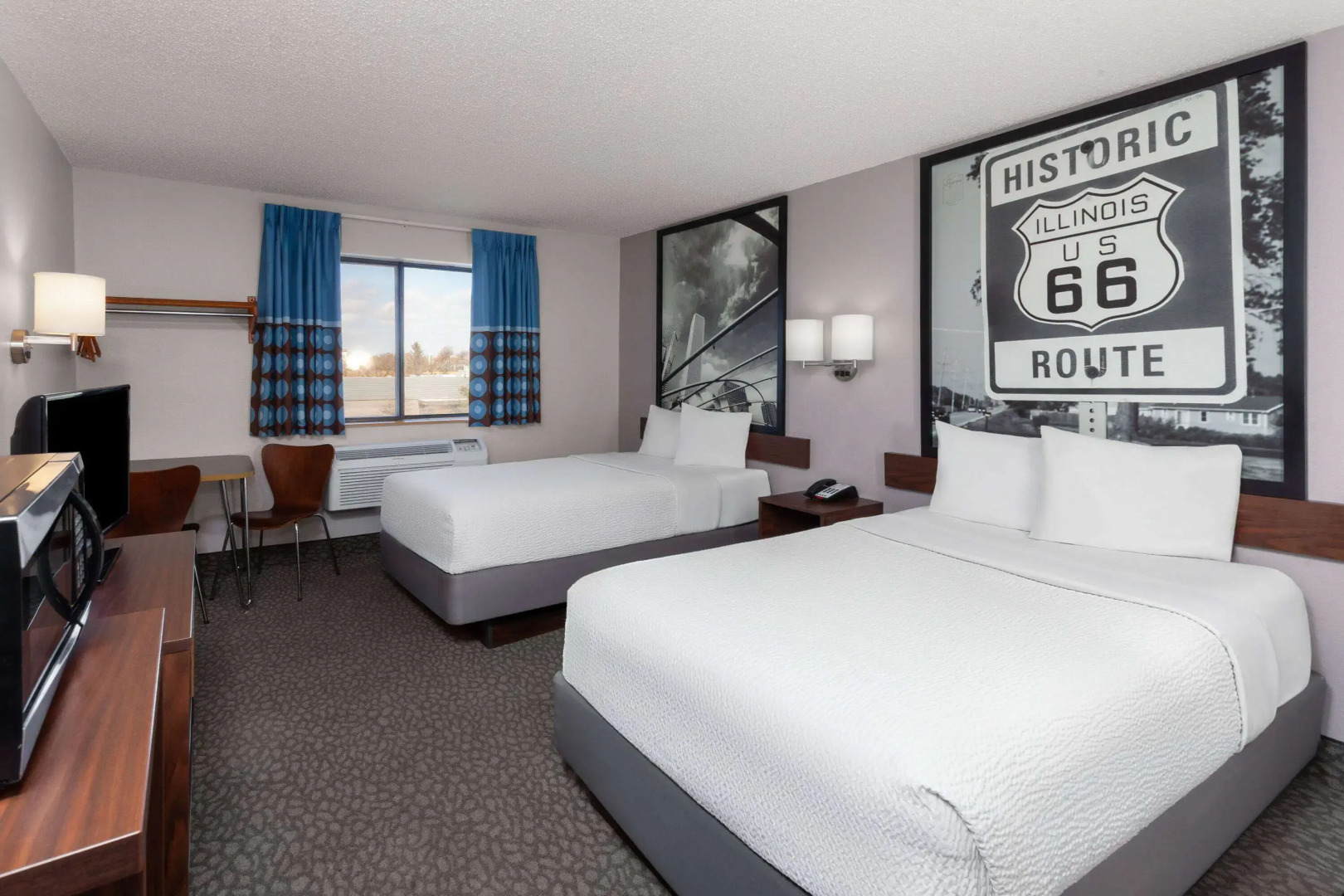 Super 8 by Wyndham Romeoville Bolingbrook