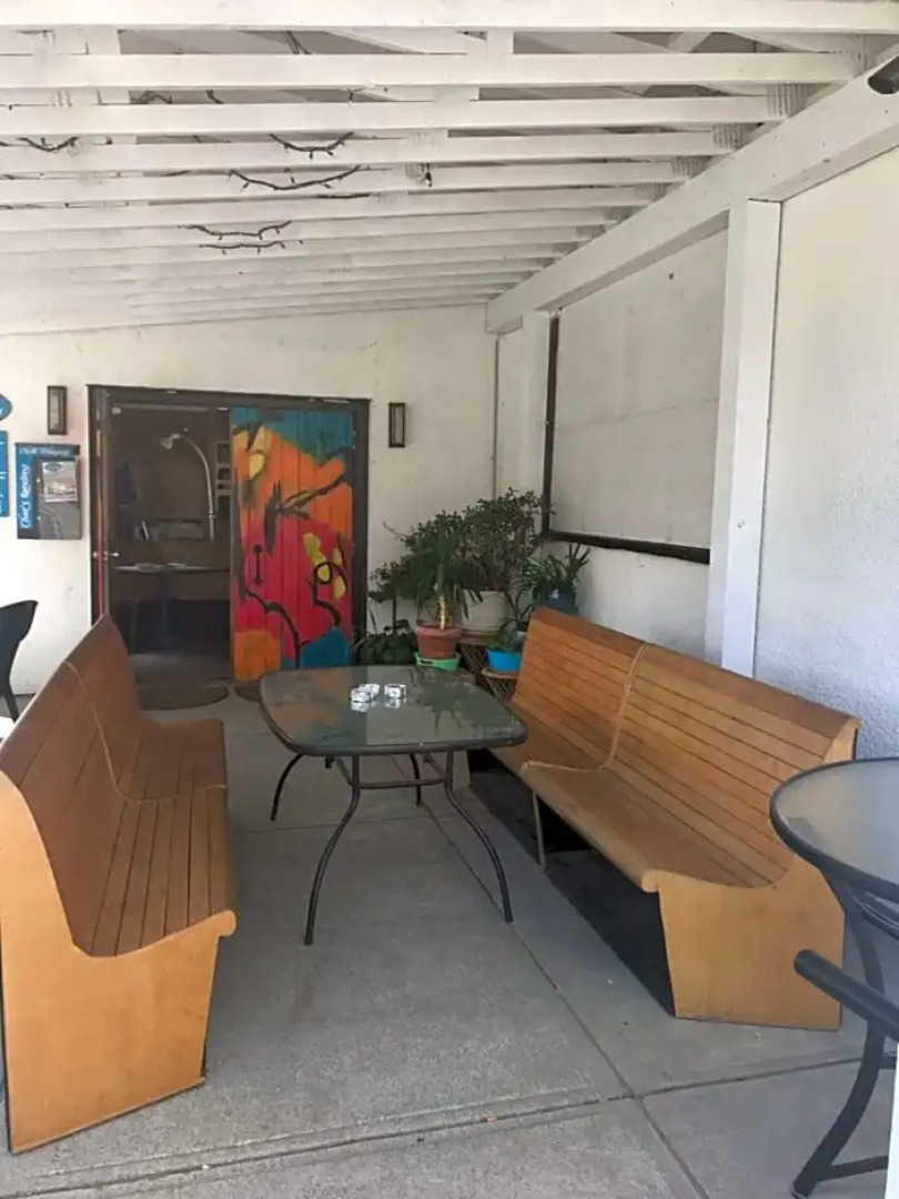 Char's Landing Hostel