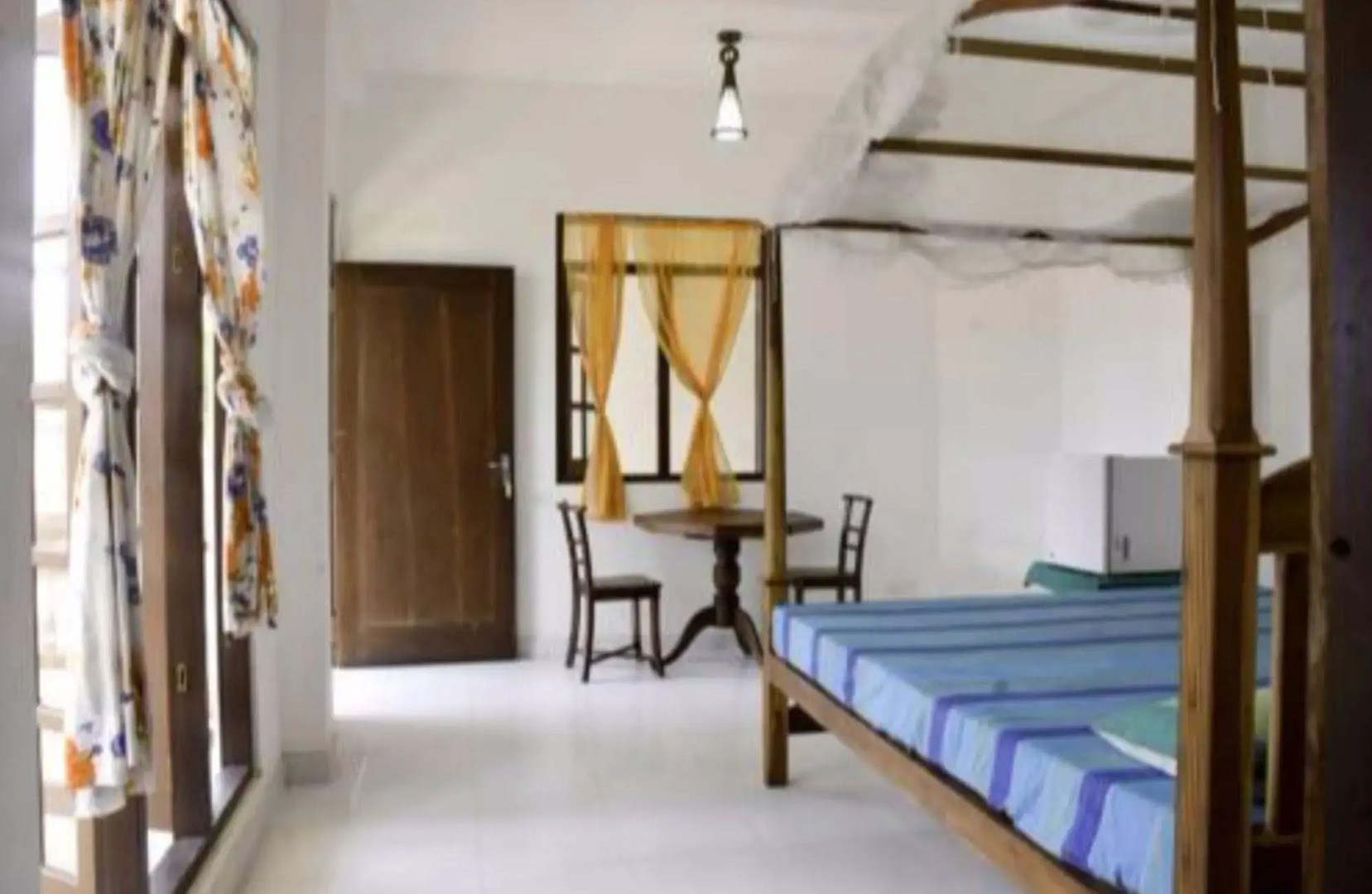 Vista Long Beach Guest House