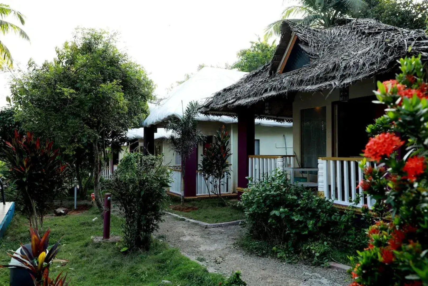 Phoenix Island Resort