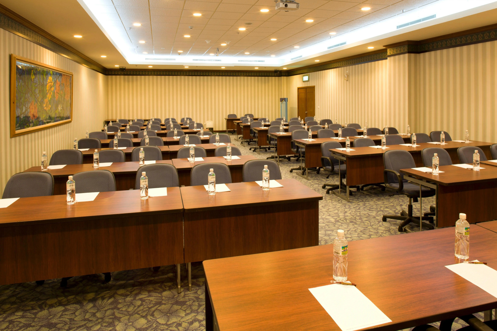 Howard Kenting Wonder House