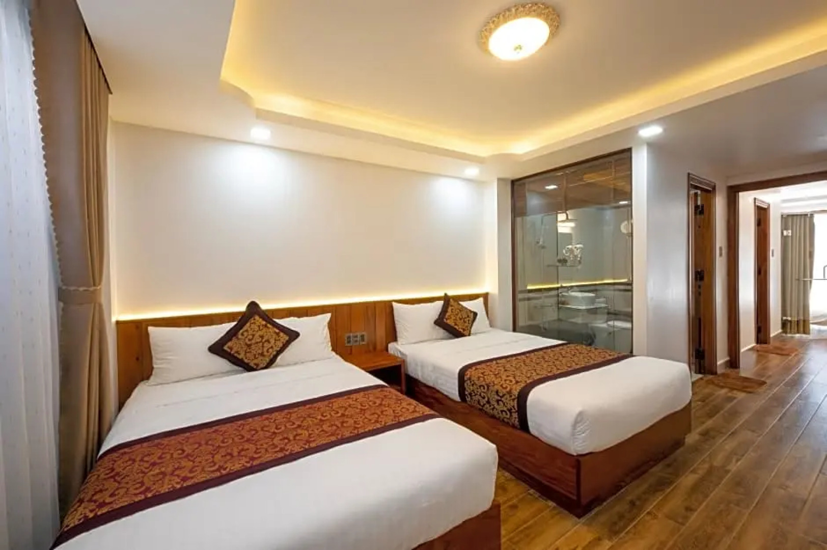 La Fleur Premium Central Apartment