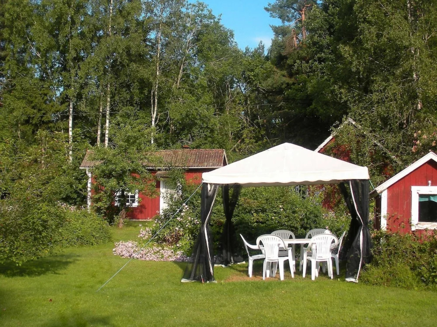 Stylish Holiday Home With Garden in Ardennes