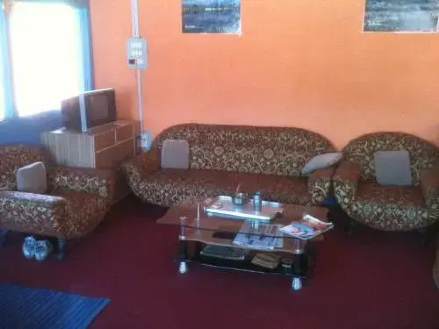 OYO 85927 Marias Hotel