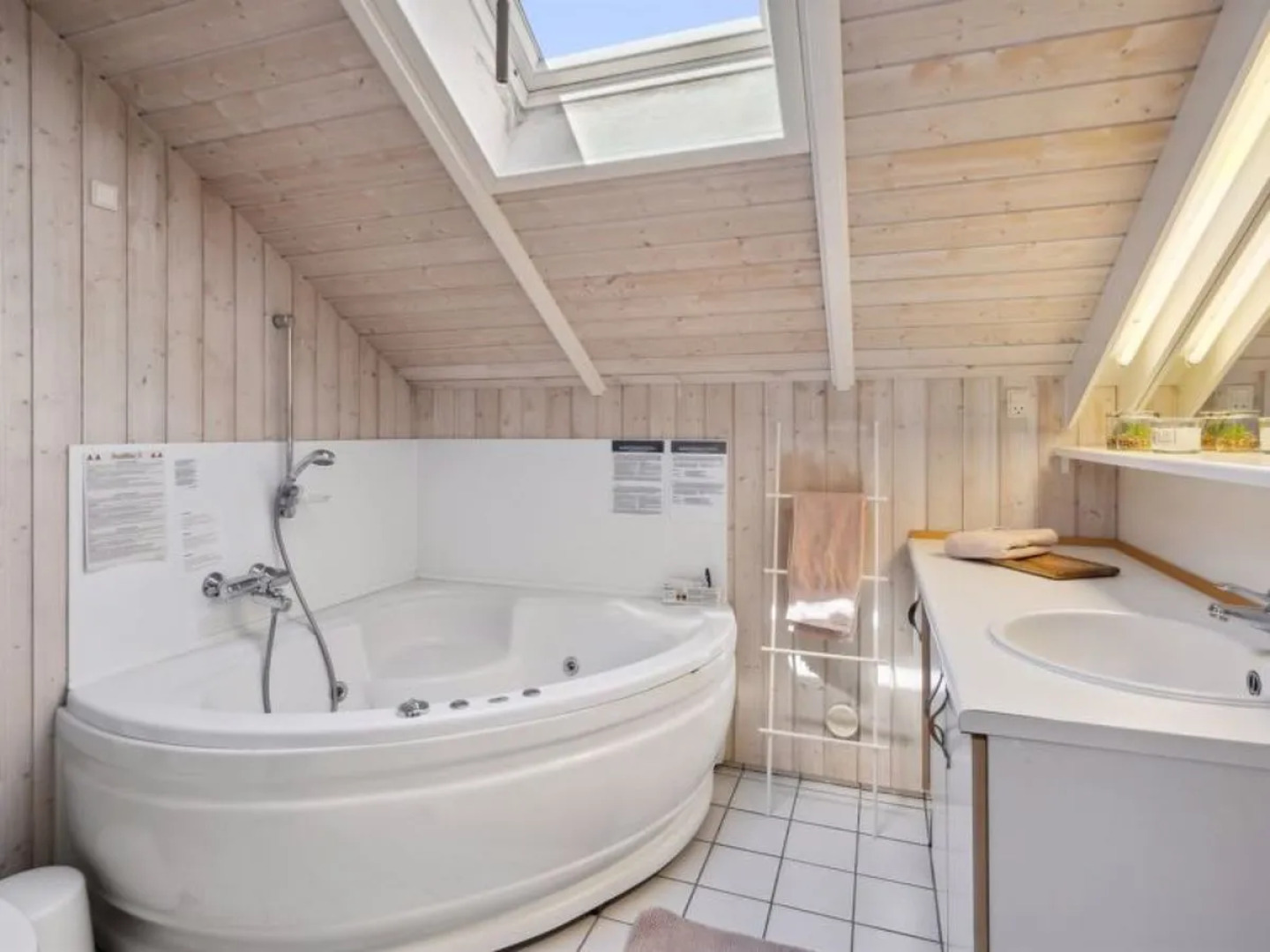 "Serey" - 250m from the sea in SE Jutland