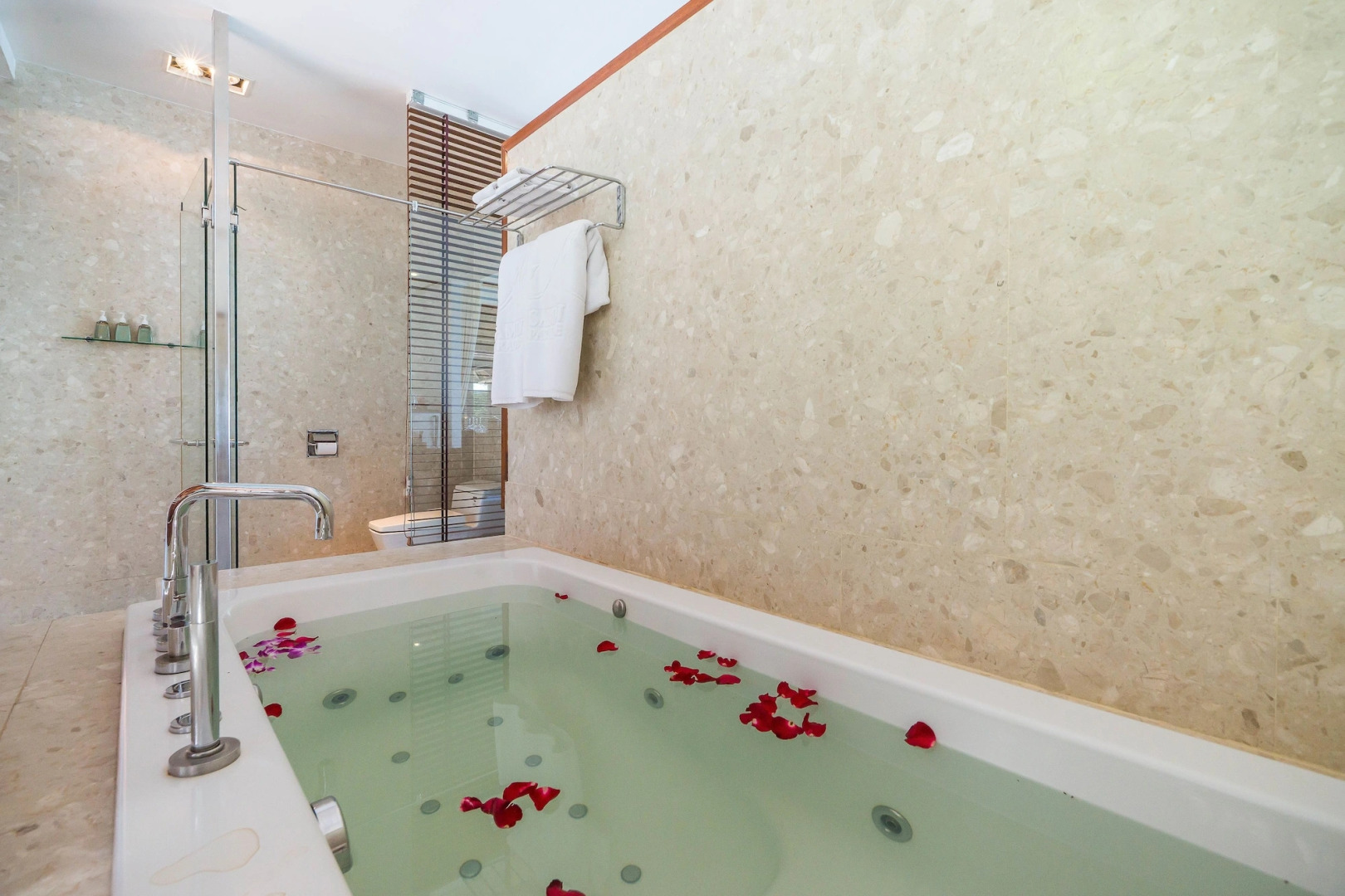 Samui Paradise Chaweng Beach Resort 