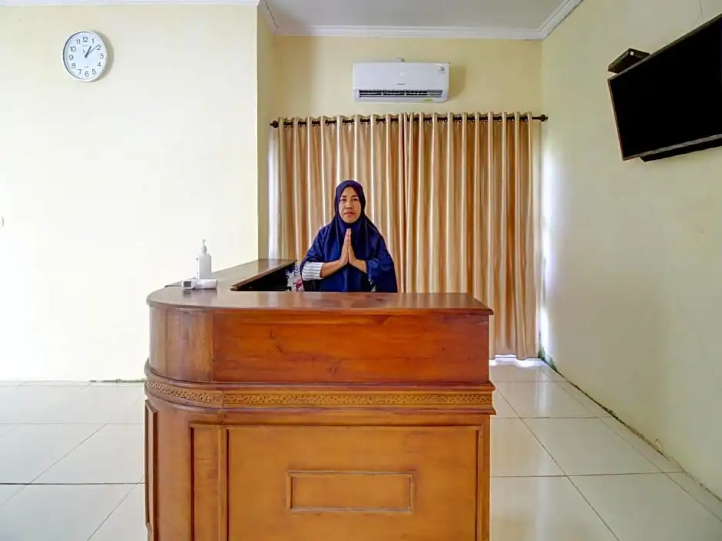 OYO 3812 Edutel Sade Raya Kuta Hotel Lombok