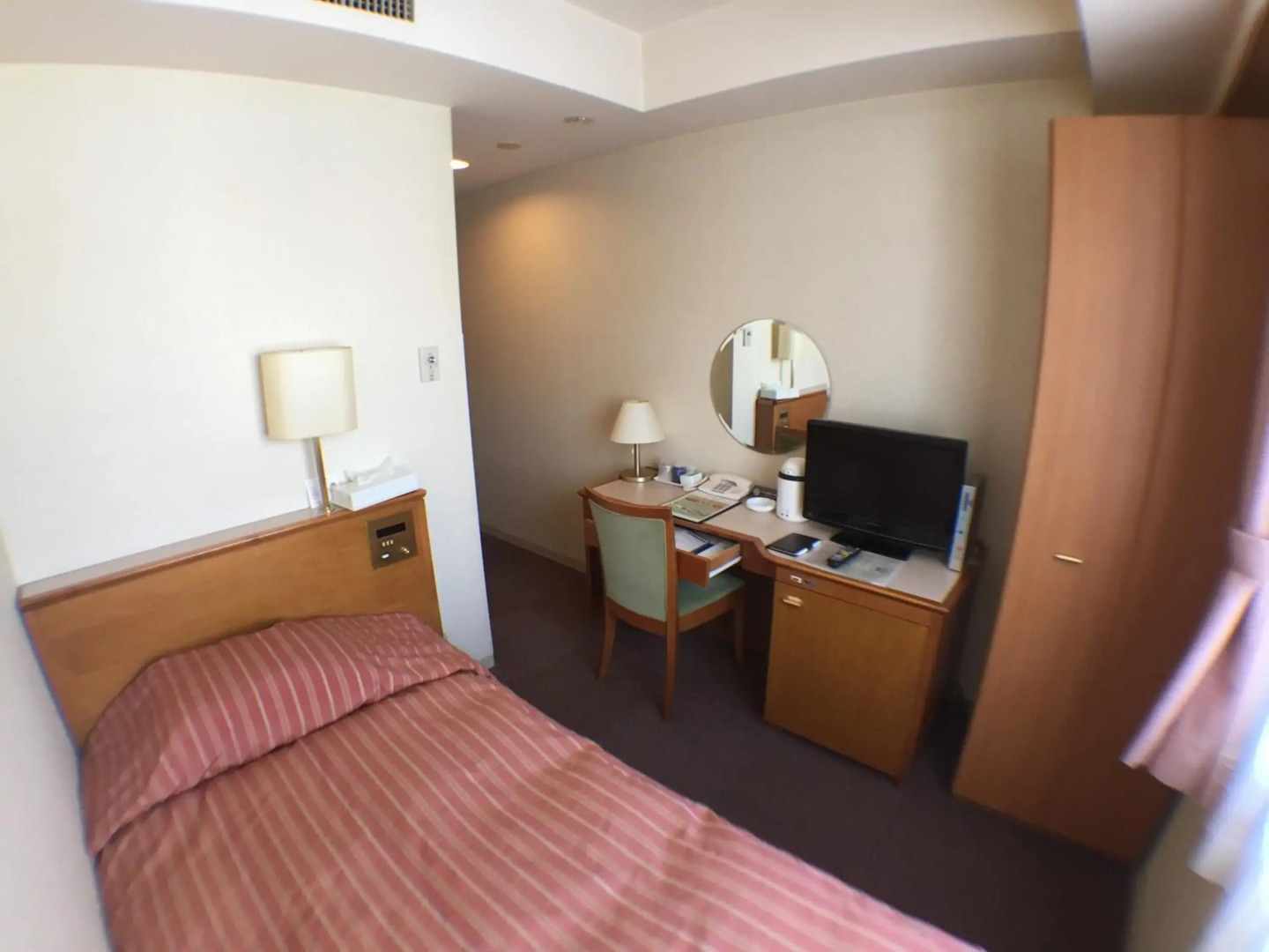 Hotel Okhotsk Palace