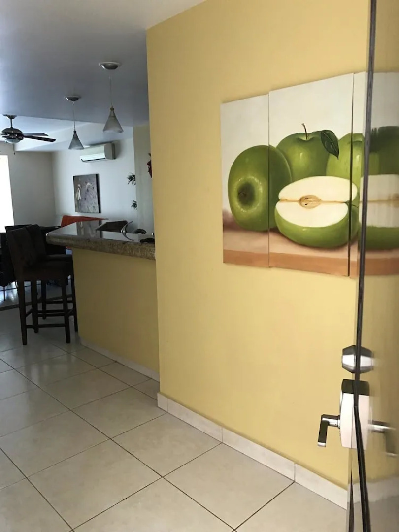 Villa Magna 1 Bedroom Tower 3 on 2nd Floor Oceanfront Sleep up to 4