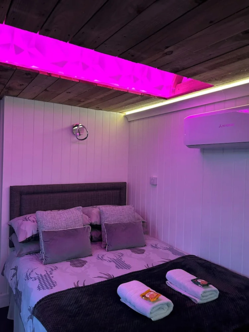 Royal Snug & WEE Snug