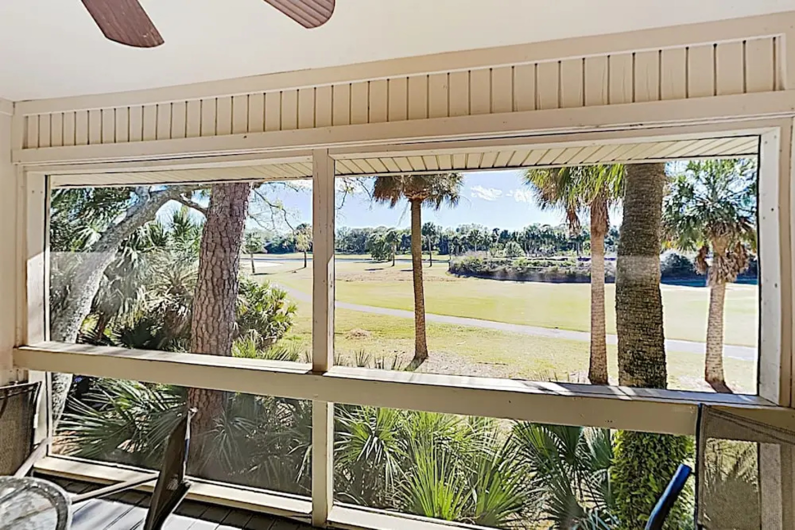 New Listing! Updated Golf Course Condo, Near Beach cottage