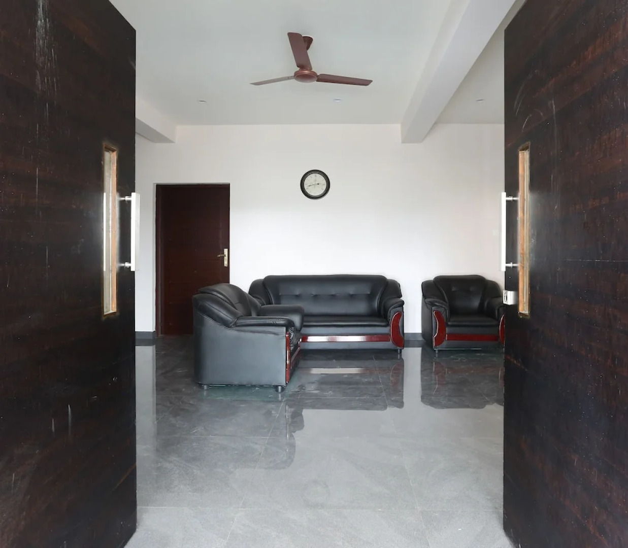 Treebo Hi Line Apartments Kalapatti
