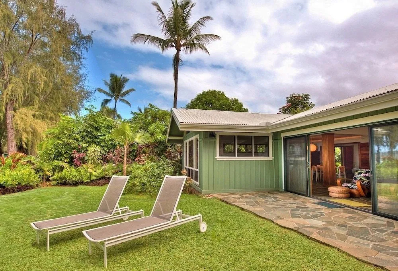 Lani Kai 4 Bedroom Home by Redawning