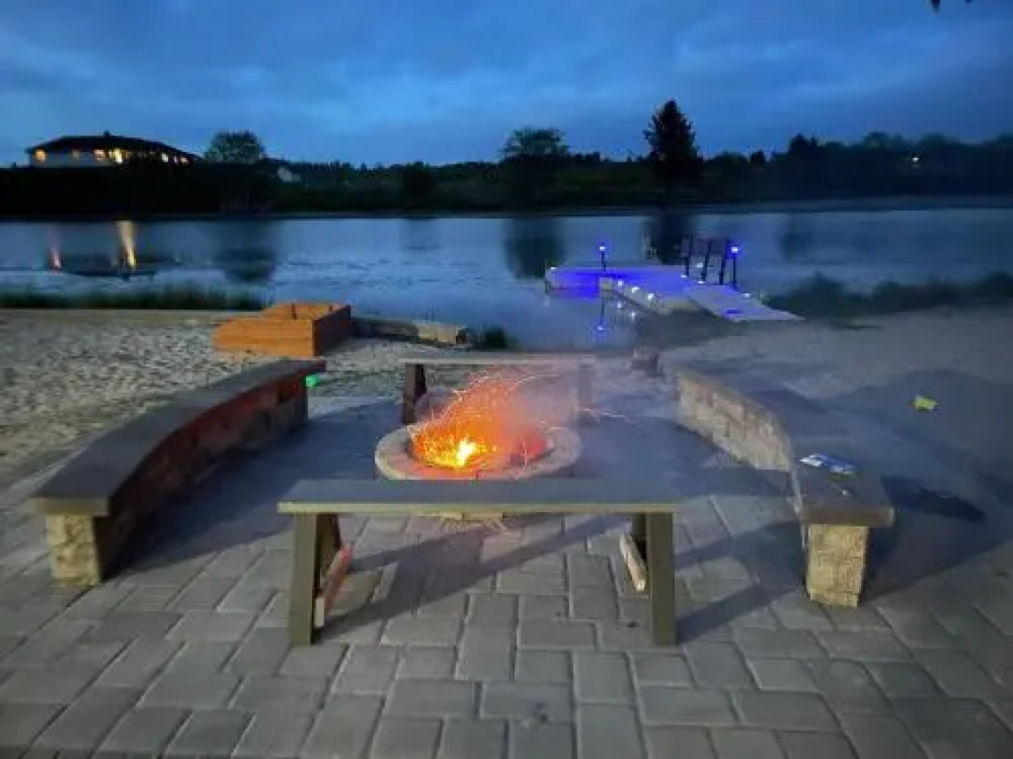 Gearhart Lakefront Vacation Rental