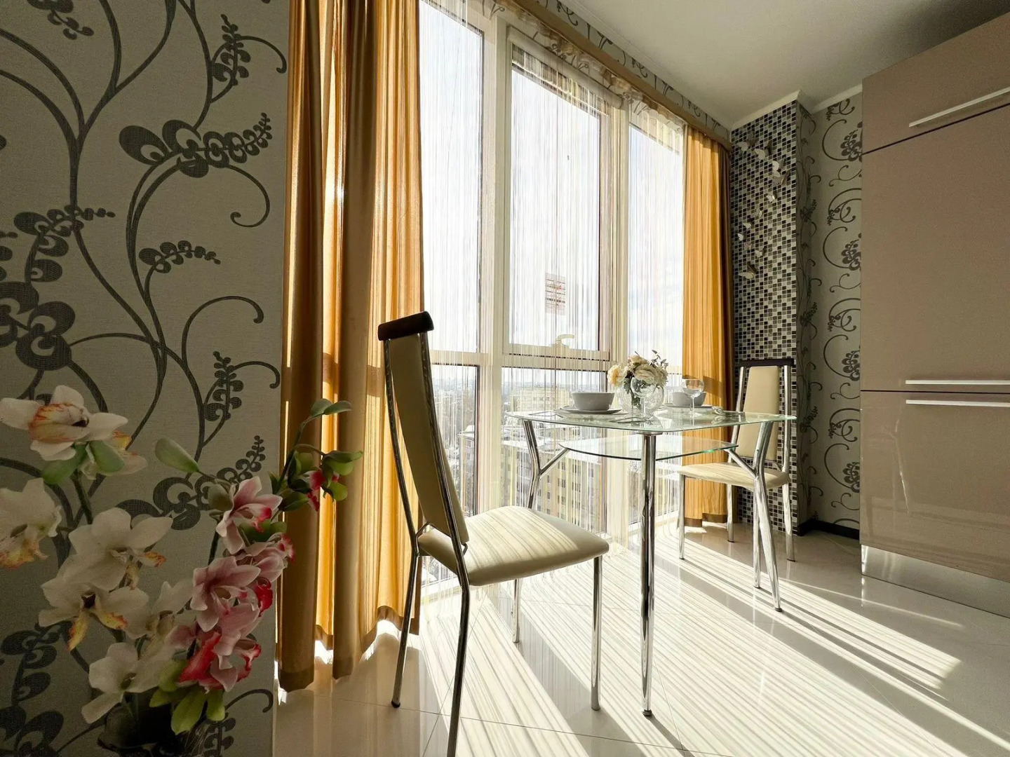 Апартаменты на переулке Суворова