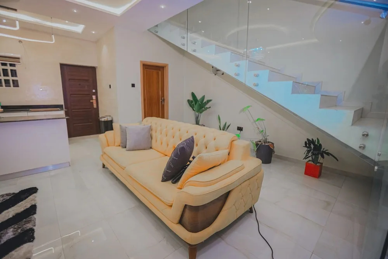 Platinum Plus Apartments