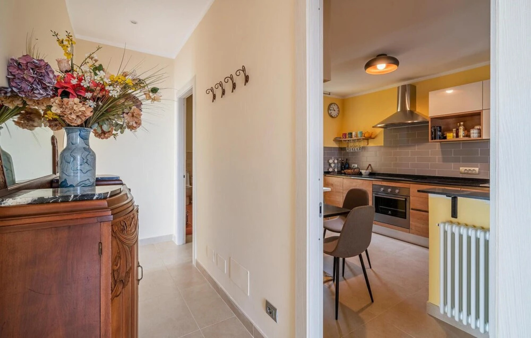 Stunning Home in Cipressa With Wifi and 2 Bedrooms