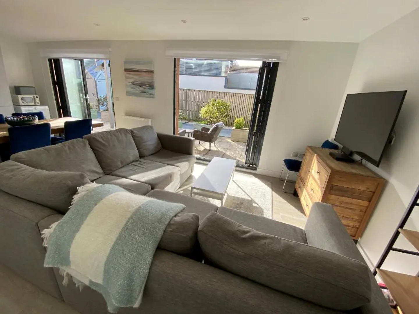 3 Middlecombe - Indoor Pool & 4 min walk to Beach!