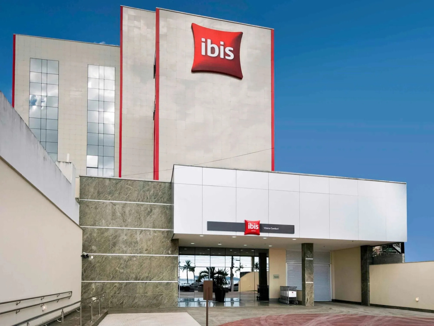 ibis Vitoria Praia de Camburi