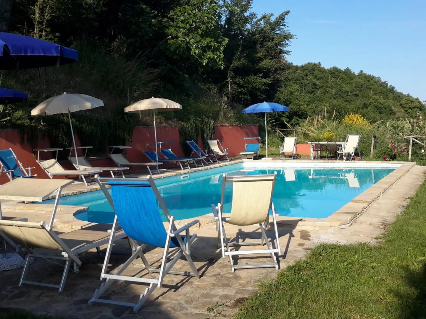 Pretty Holiday Home  with Terrace in Monte San Martino Italy