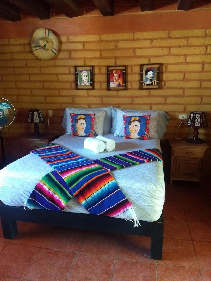 La Joya De Tuito Bed & Breakfast