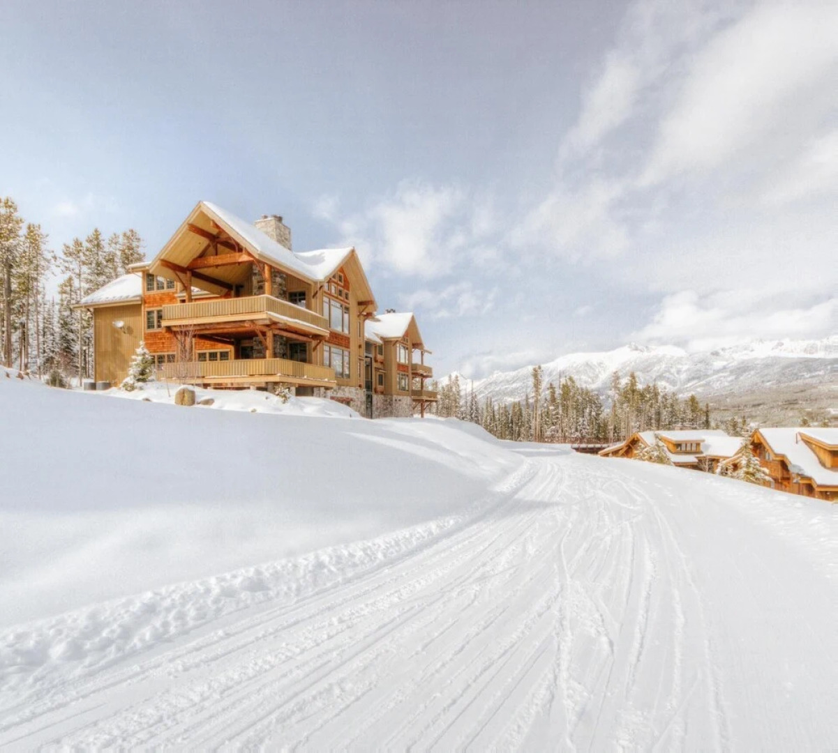 Cowboy Heaven Cabins at Moonlight Basin Big Sky Resort