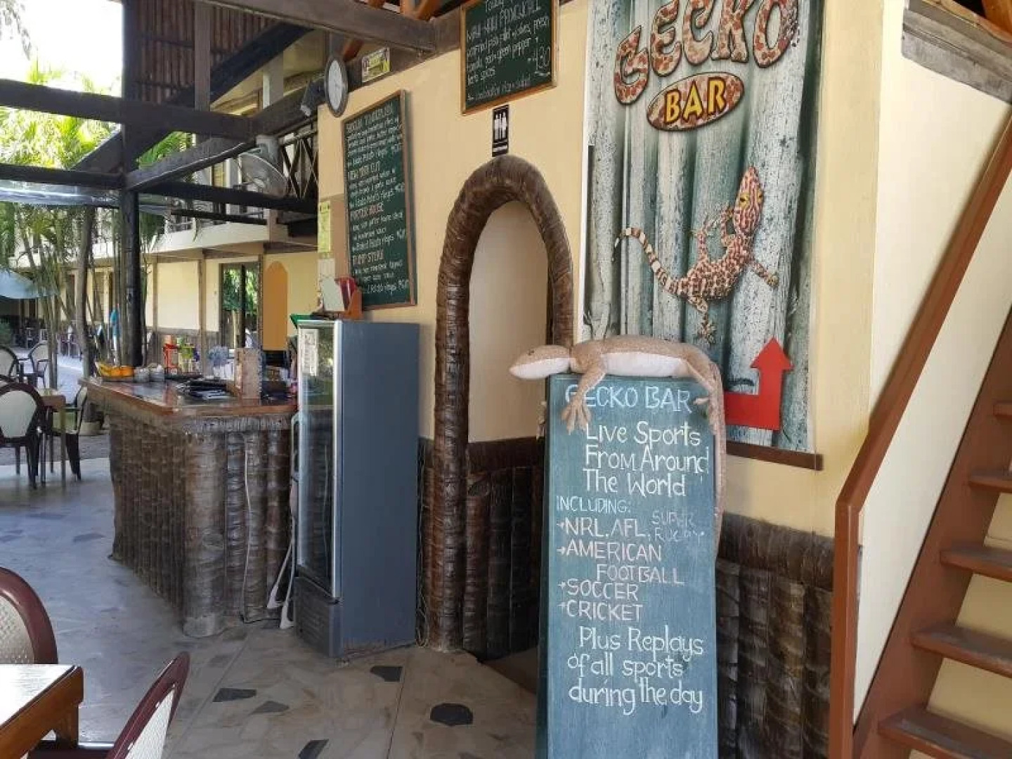 La Laguna Beach Club & Dive Center