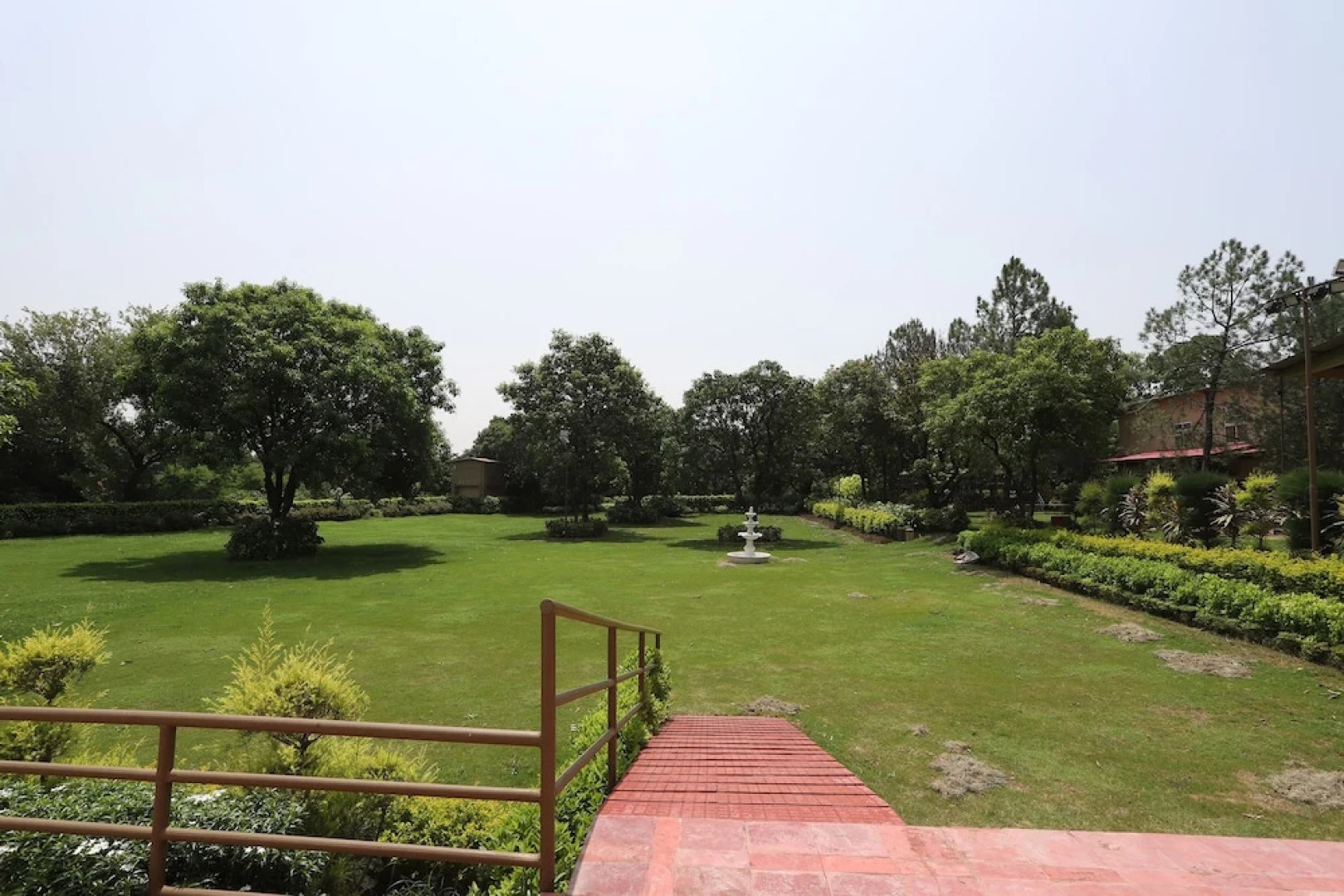 Blue Lotus Club And Resorts by OYO Rooms