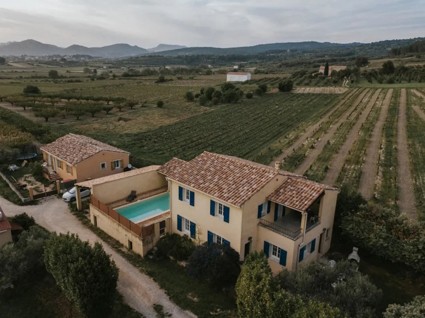 House With 3 Bedrooms in Saint-pierre-de-vassols, With Private Pool, E