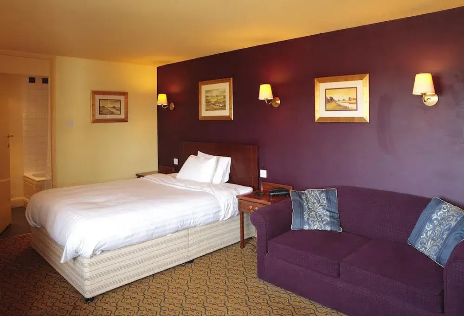 White Hart Braintree by Greene King Inns