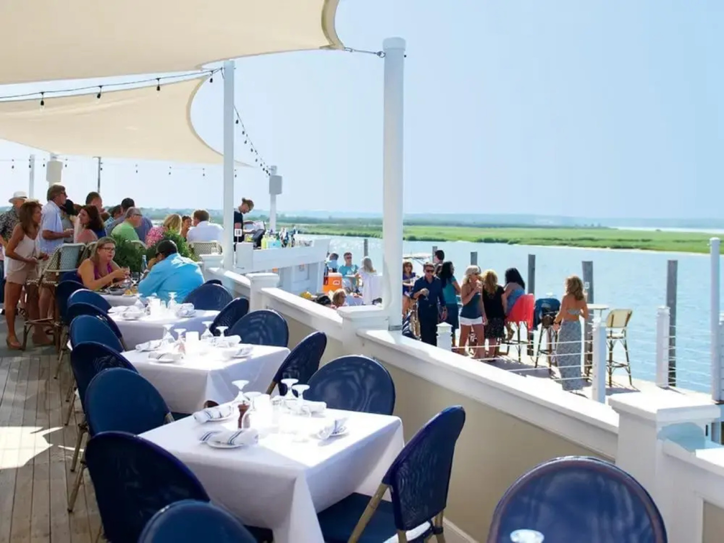 Poppy s Hampton House Large Yard Near Town Beach Restaurant Newl