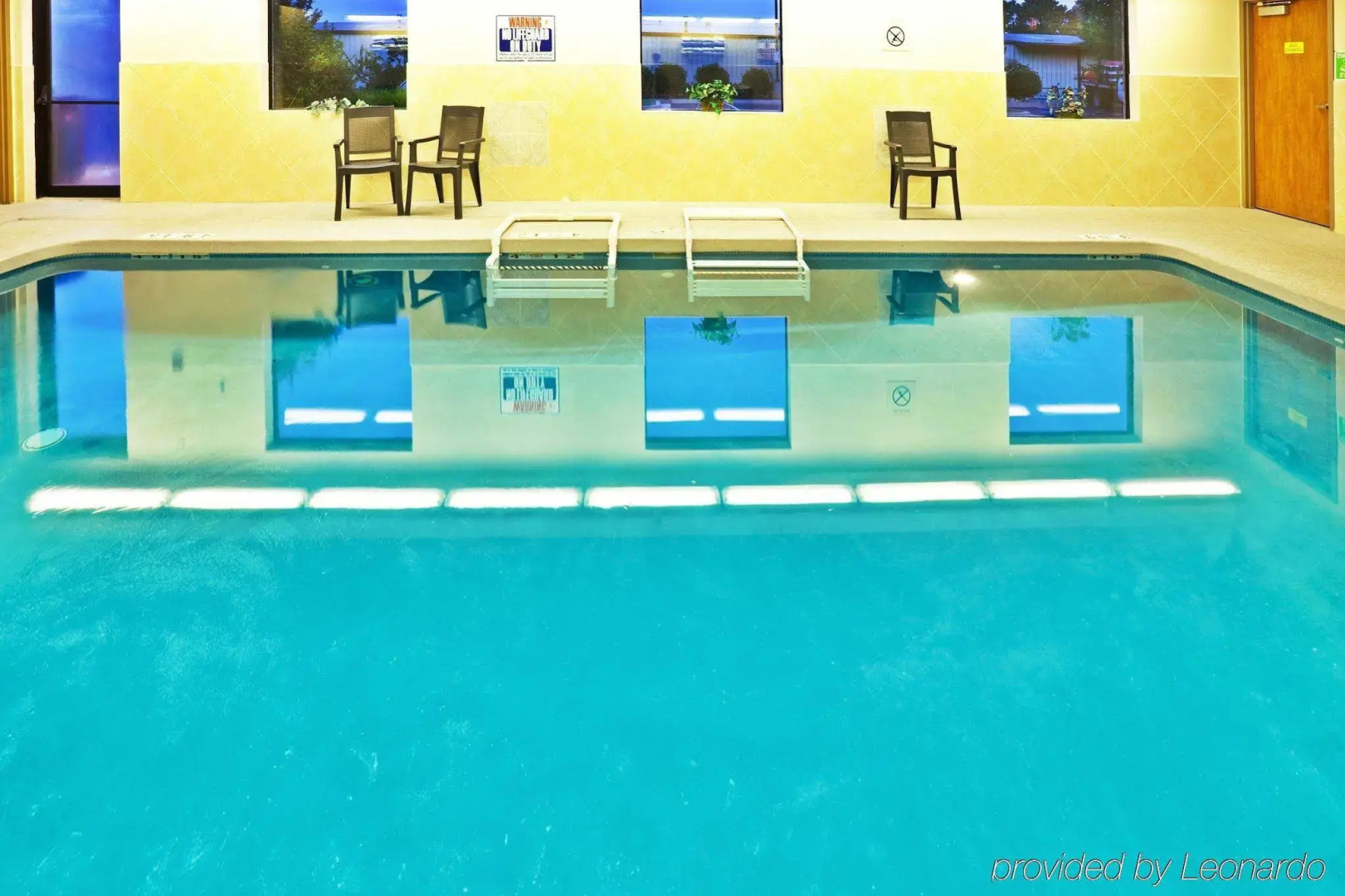 Holiday Inn Express Hotel & Suites Edmond by IHG