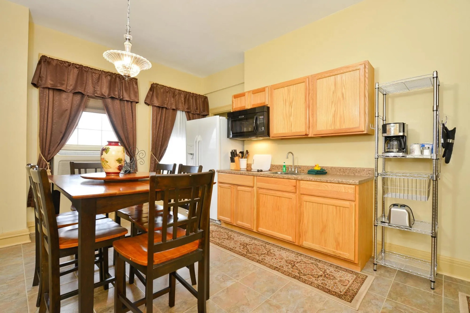 Genetti Hotel, SureStay Collection by Best Western