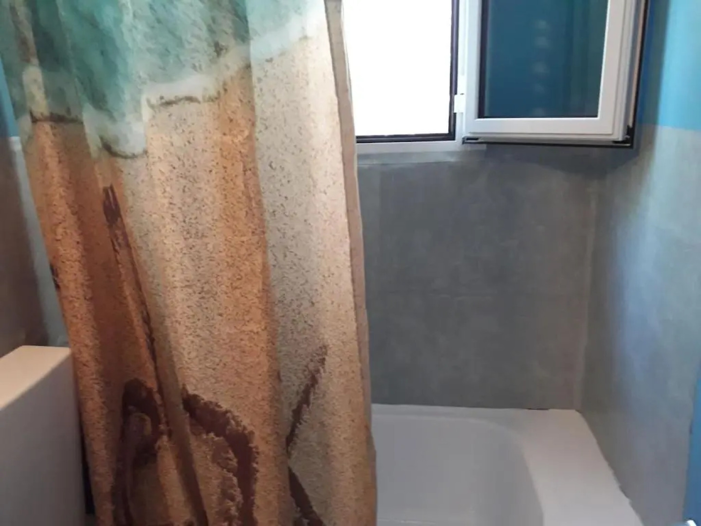 Painter's house by the beach