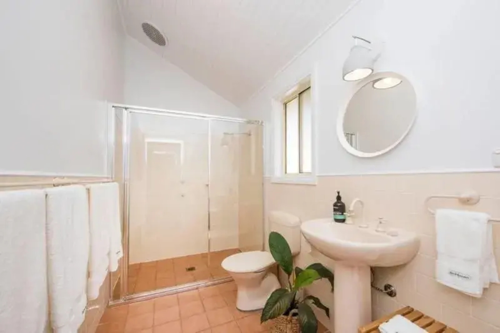 Peppertree Hill Luxury Farm Accommodation