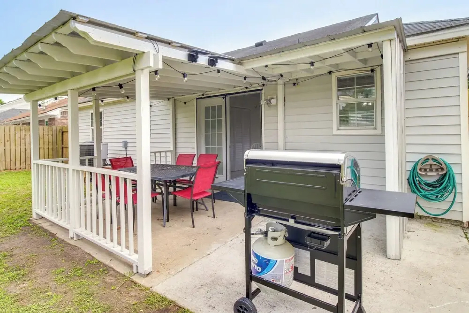 Savannah Vacation Rental ~ 8 Mi to River Street!