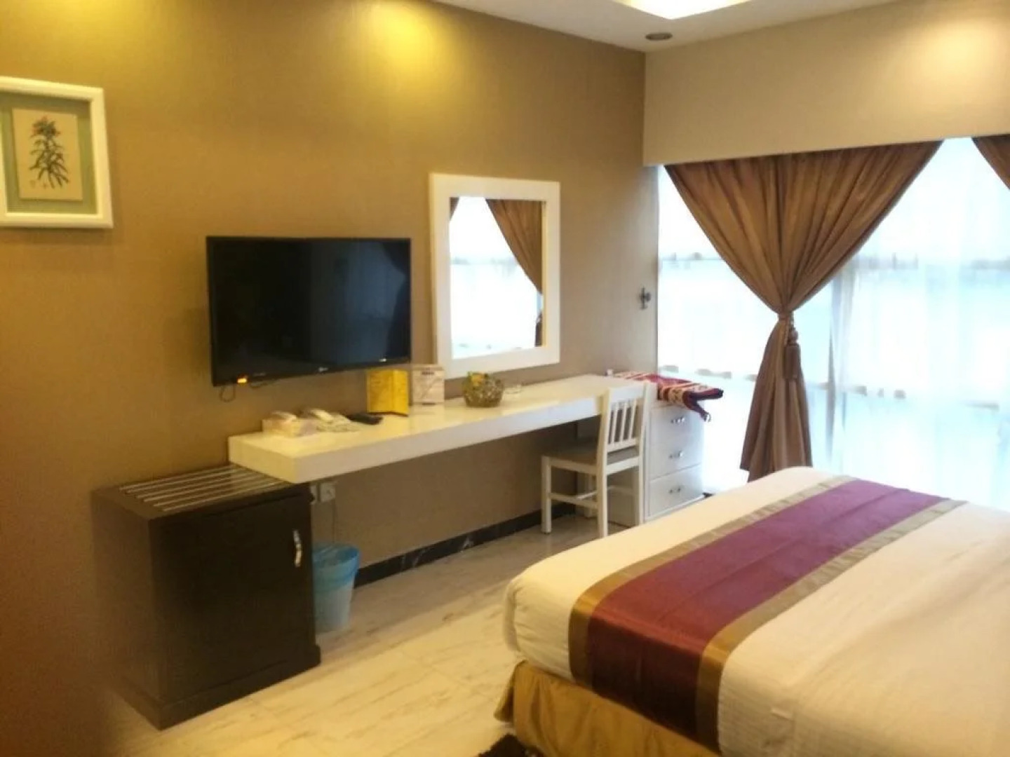 Violet Hotel ( Families Only )