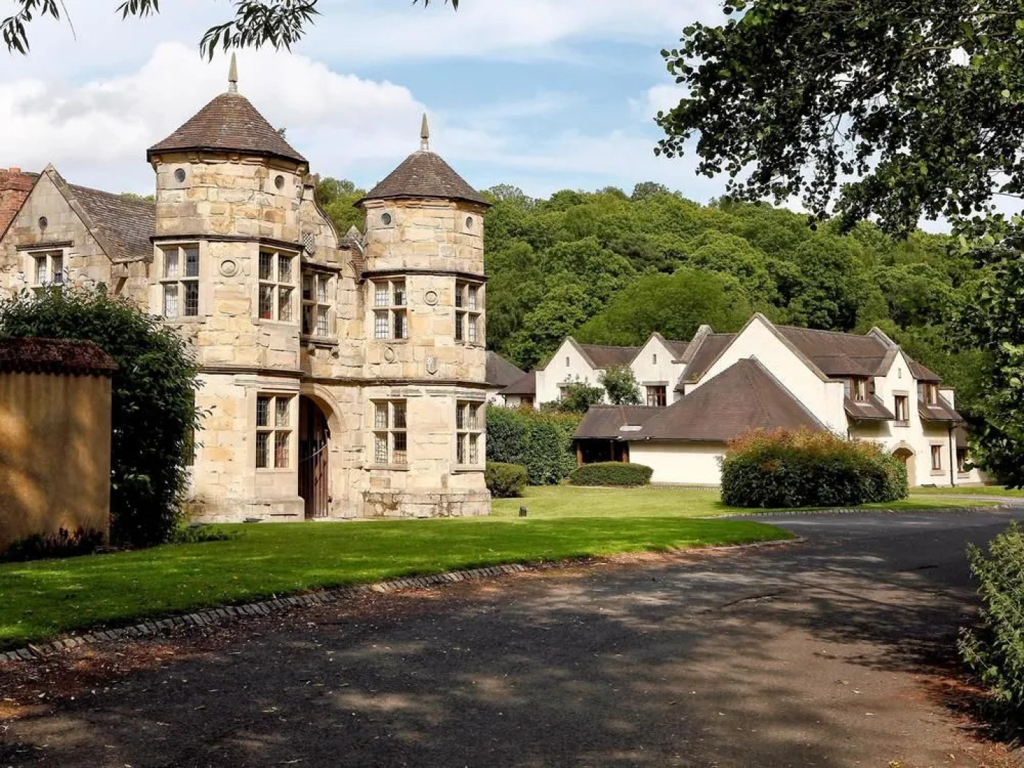 Mercure Telford Madeley Court Hotel