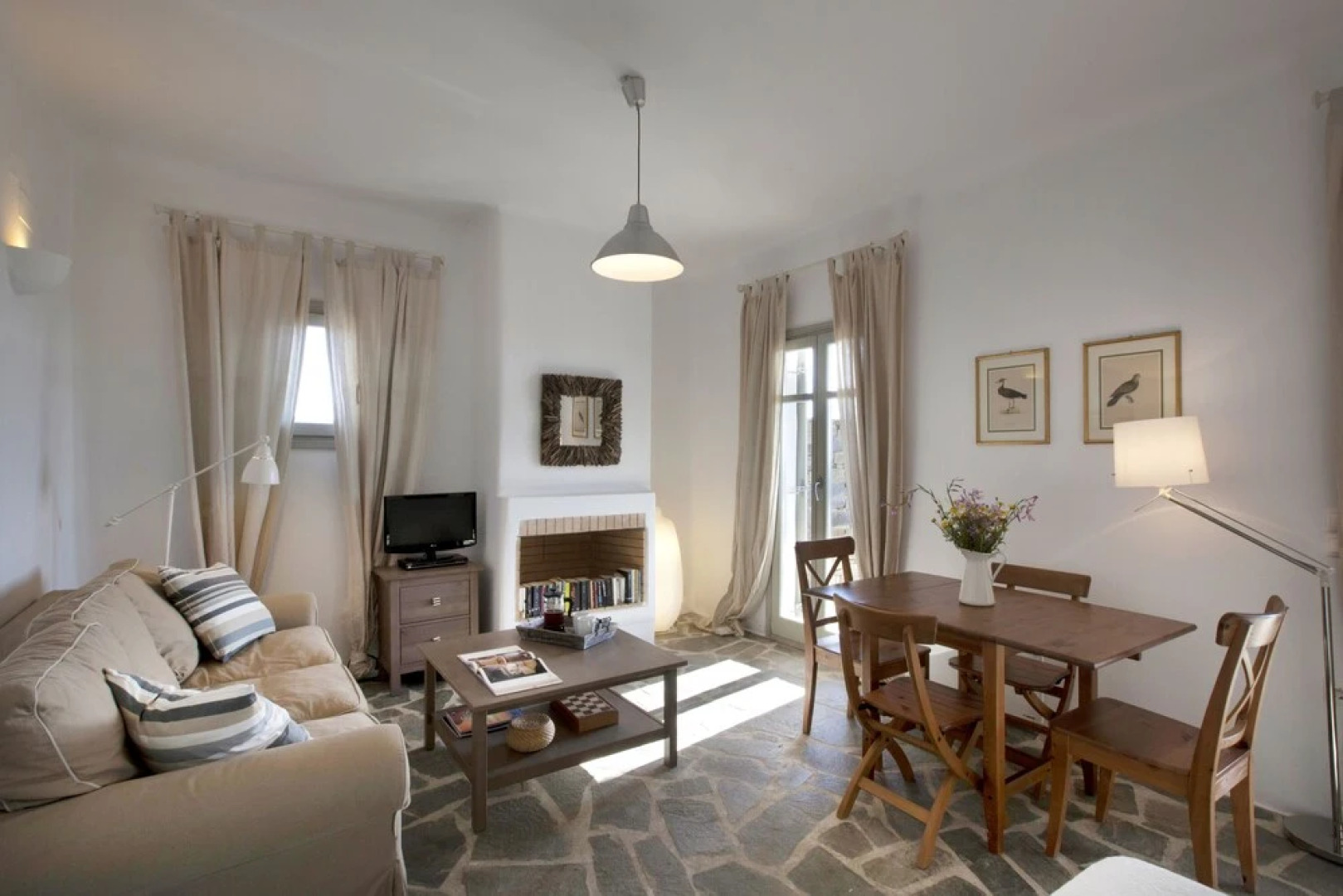 Idyllic Holiday Villa Gardenview Nr Beach by VillaRentalsgr