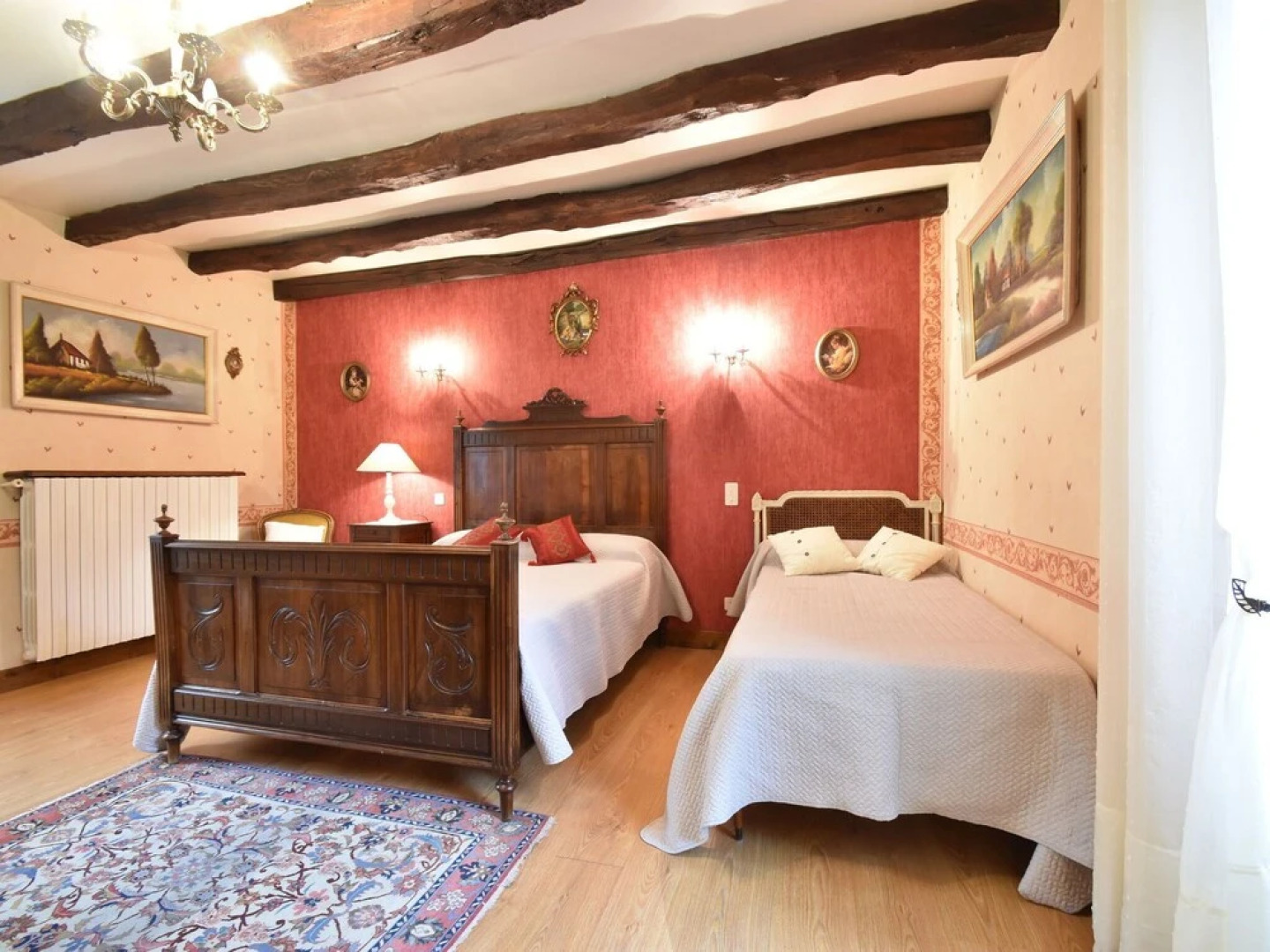 Cozy Holiday Home in Villefranche-du-Perigord with TV