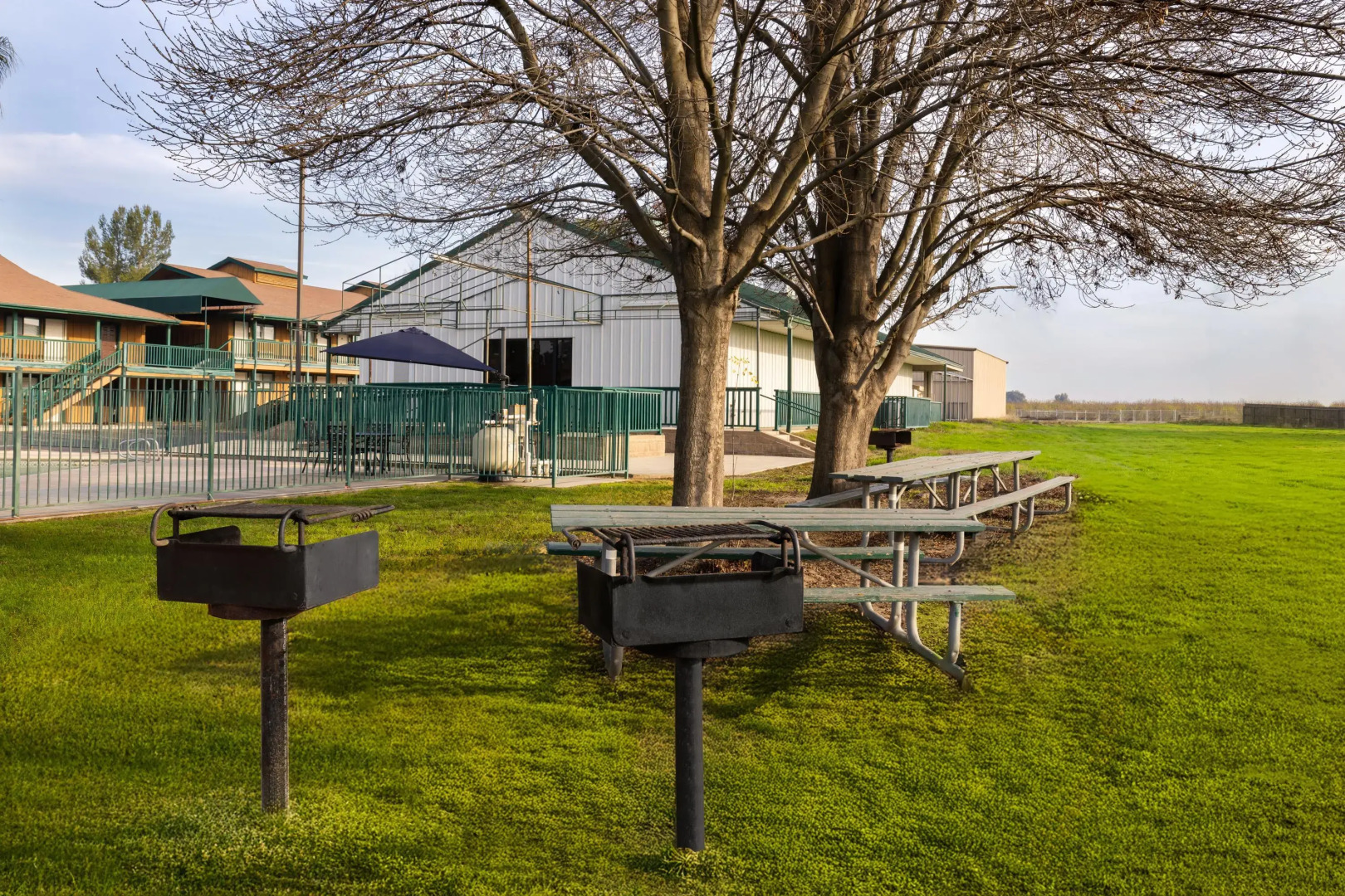 Red Lion Inn & Suites Lemoore