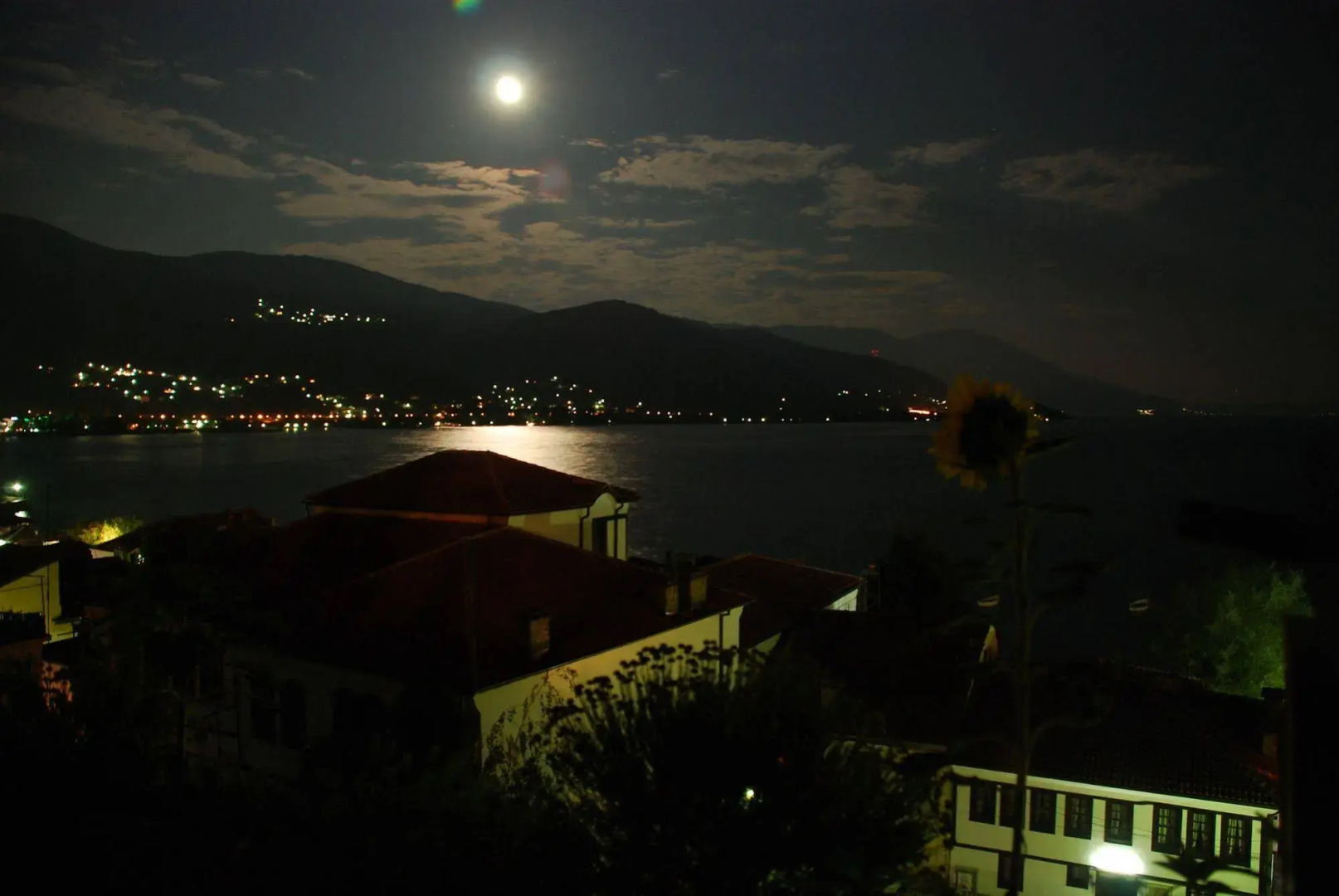 Grebnos Stonehouse Apartments