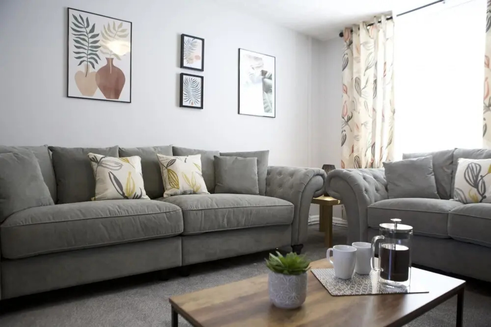 The Flintshire - North Wales - Sleeps Up To 9