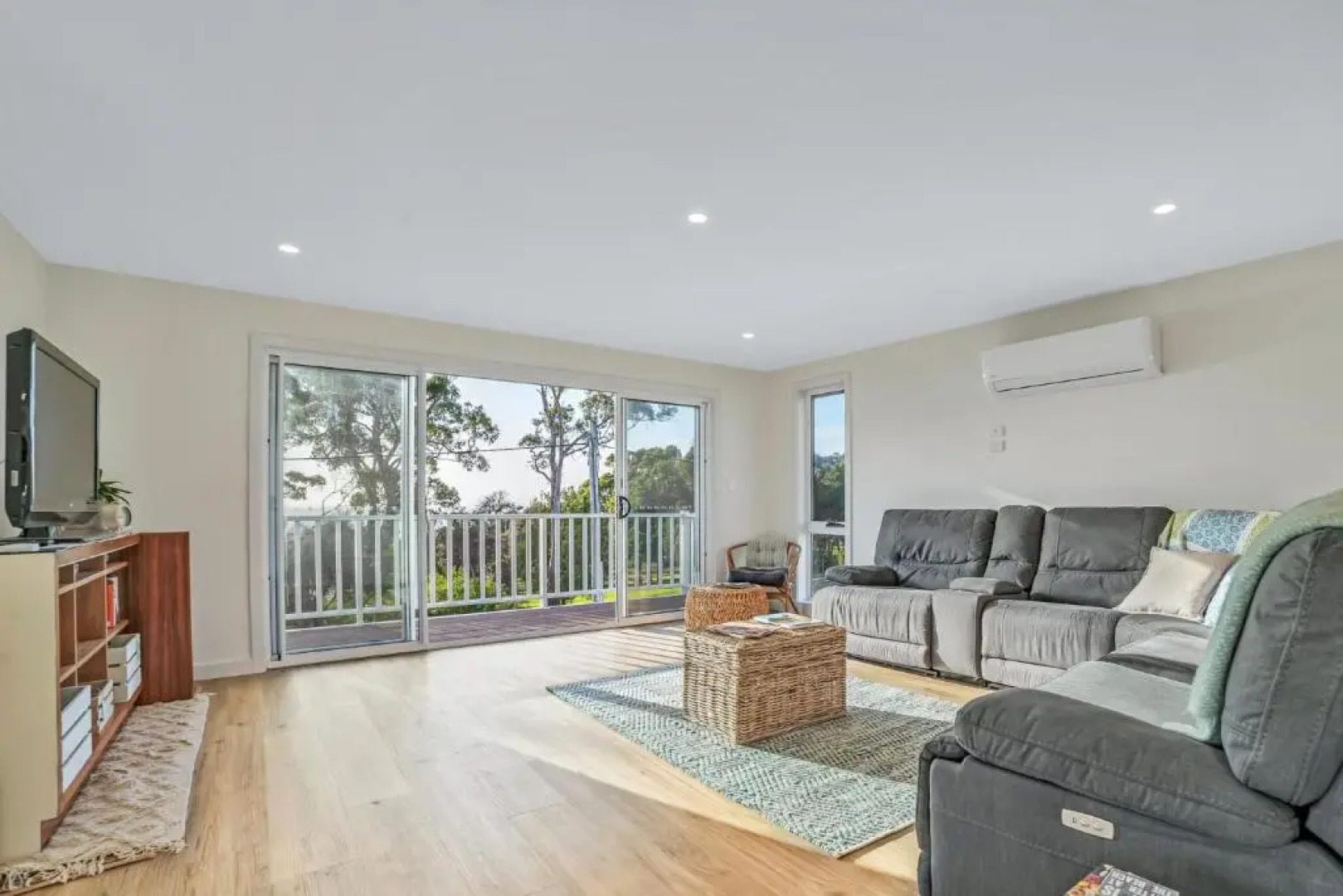 Beach House on Bentley